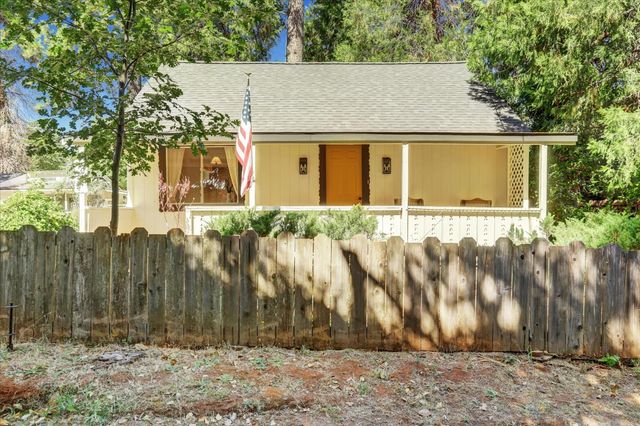 10914 Bettcher Ct, Grass Valley, CA 95945