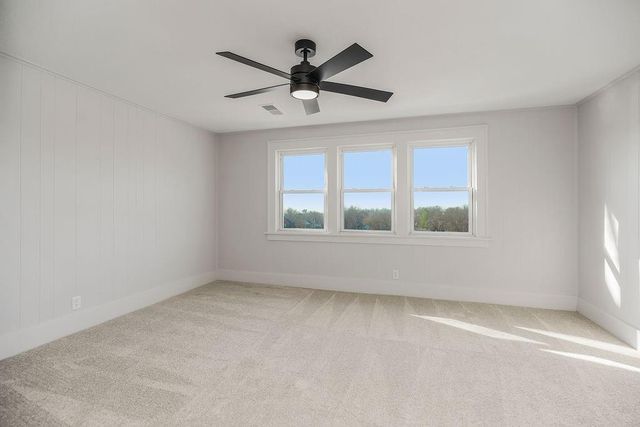 730 W College Street, Liberty, MO 64068