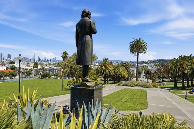 736 Valencia Street 402, San Francisco, CA 94110