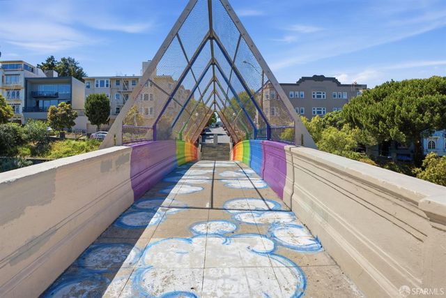 736 Valencia Street 402, San Francisco, CA 94110
