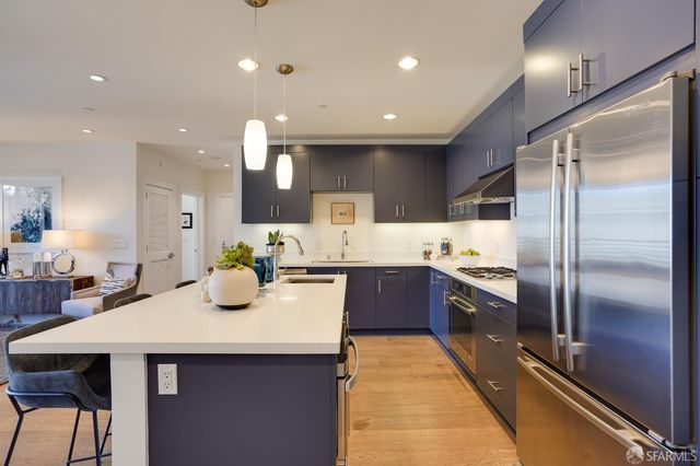 736 Valencia Street 402, San Francisco, CA 94110
