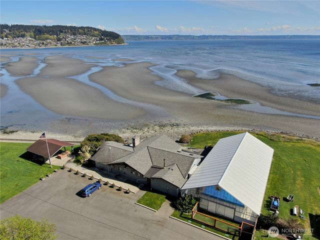 7875 Mortland Drive, Clinton, WA 98236