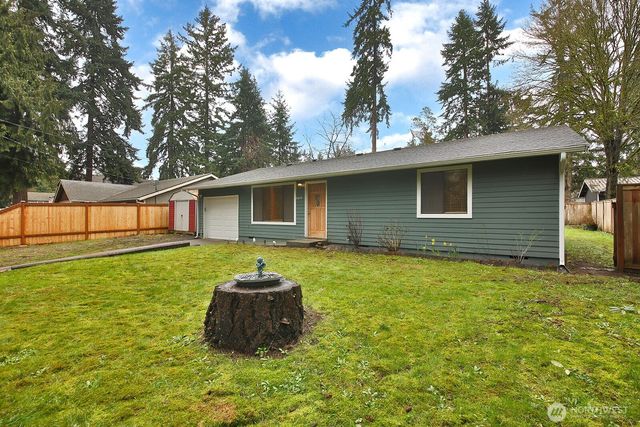 7875 Mortland Drive, Clinton, WA 98236