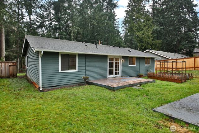 7875 Mortland Drive, Clinton, WA 98236