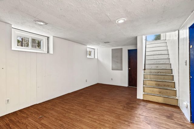 1977 Grand Avenue, Saint Paul, MN 55105