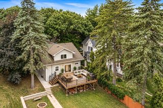 1977 Grand Avenue, Saint Paul, MN 55105
