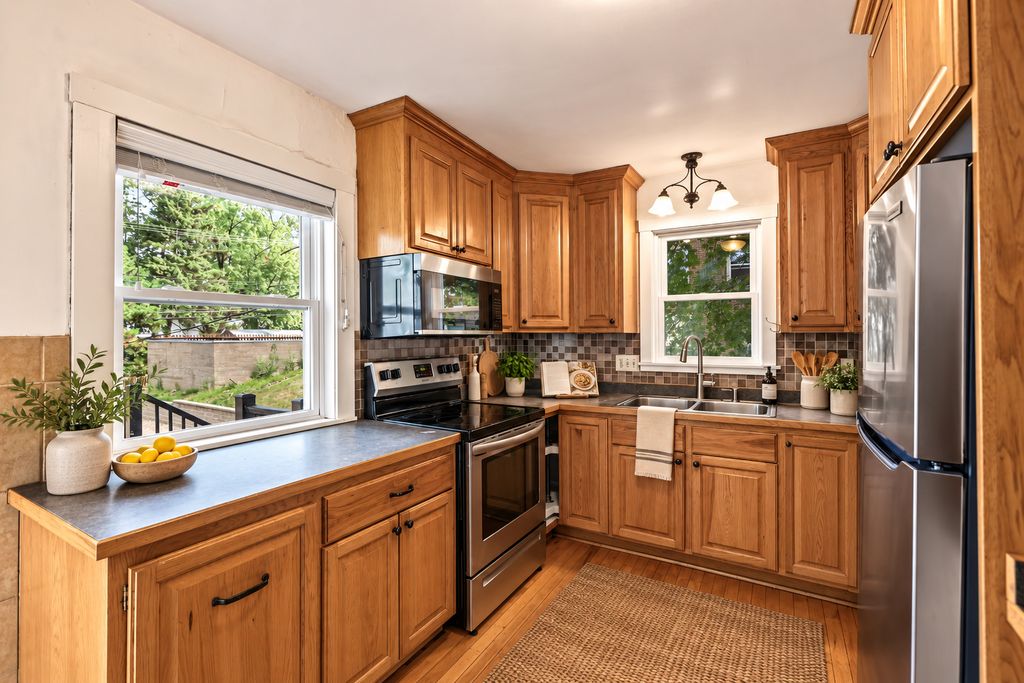 1977 Grand Avenue, Saint Paul, MN 55105 — photo 4