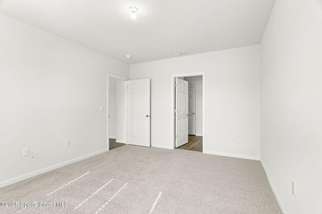 542 Hamy Street SW, Palm Bay, FL 32908