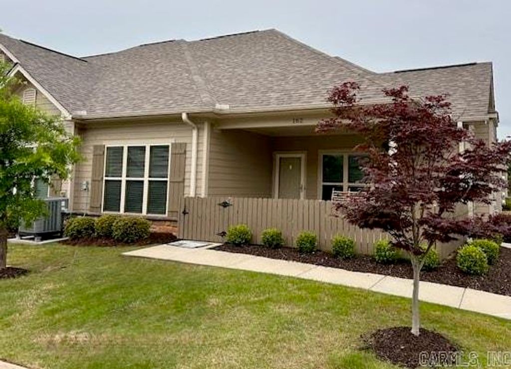 162 Mountain Terrace Circle, Maumelle, AR 72113