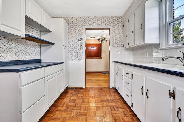 1223 Jeanette AVE, Vinton, VA 24179