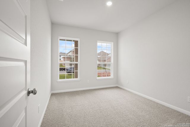 162 Hunters Camp, San Antonio, TX 78245