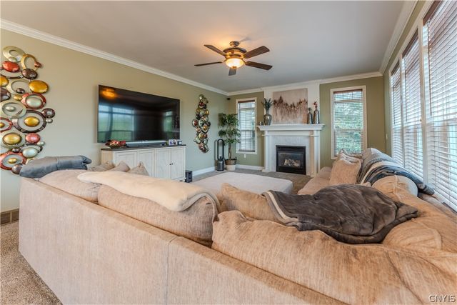 3719 Pegasus Circle, Camillus, NY 13209