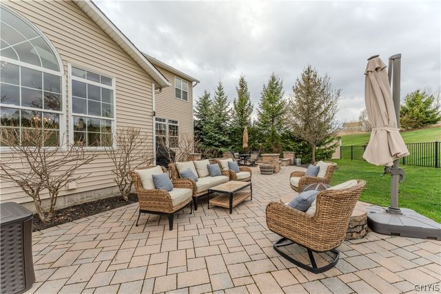3719 Pegasus Circle, Camillus, NY 13209