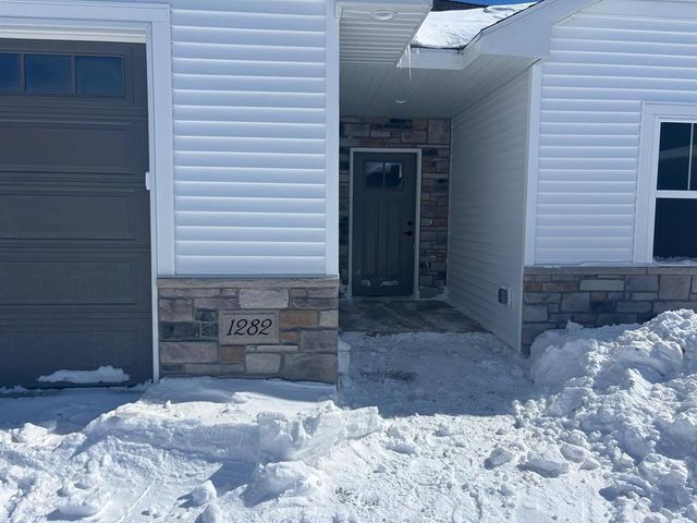 1282 AUTUMN FIELD LANE, De Pere, WI 54115