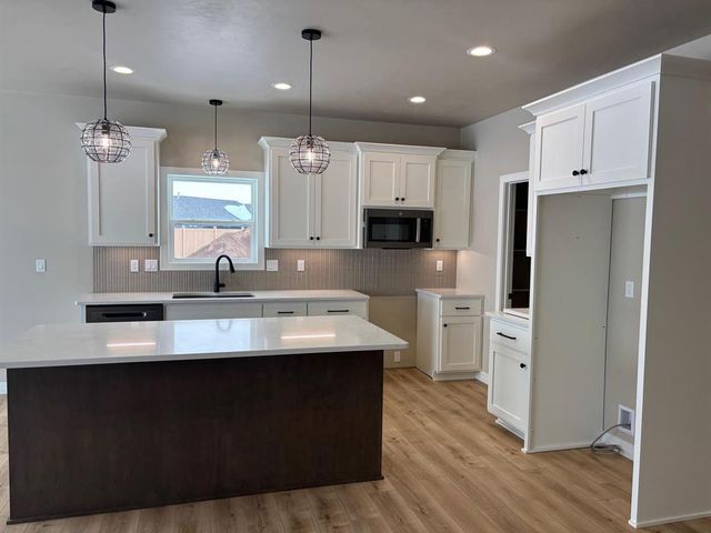 1282 AUTUMN FIELD LANE, De Pere, WI 54115