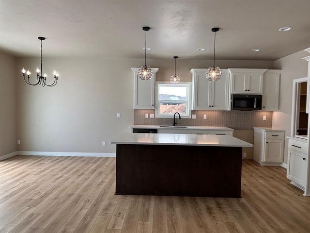 1282 AUTUMN FIELD LANE, De Pere, WI 54115