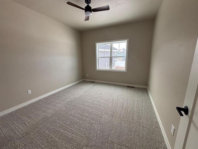 1282 AUTUMN FIELD LANE, De Pere, WI 54115