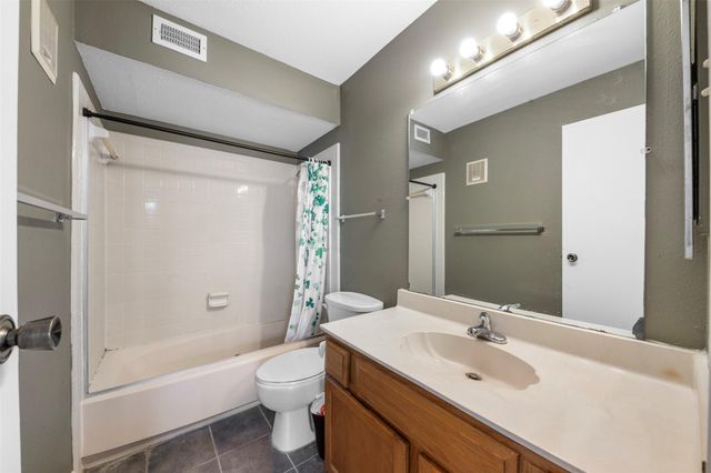 7617 Cambridge Street 7617, Houston, TX 77054