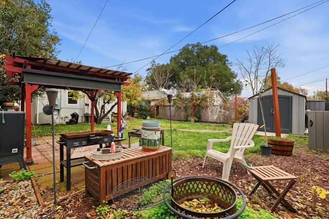 4850 11th Ave, Sacramento, CA 95820