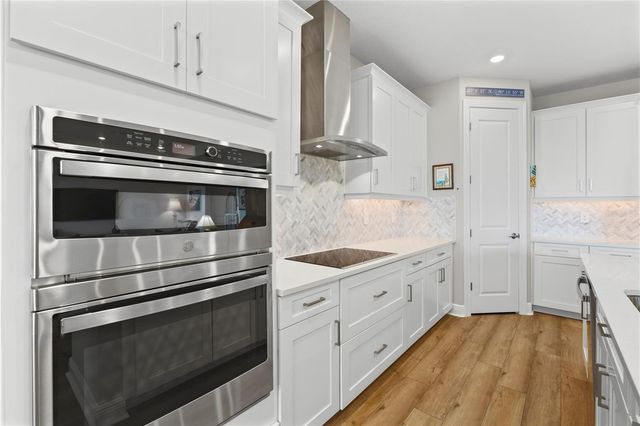 1652 LUGANO CIRCLE, Nokomis, FL 34275