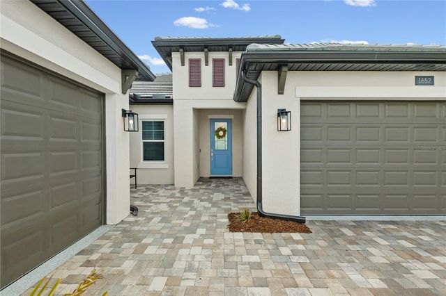 1652 LUGANO CIRCLE, Nokomis, FL 34275