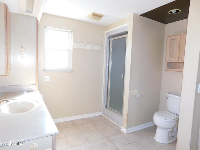 2702 Goddard Road, Toledo, OH 43606