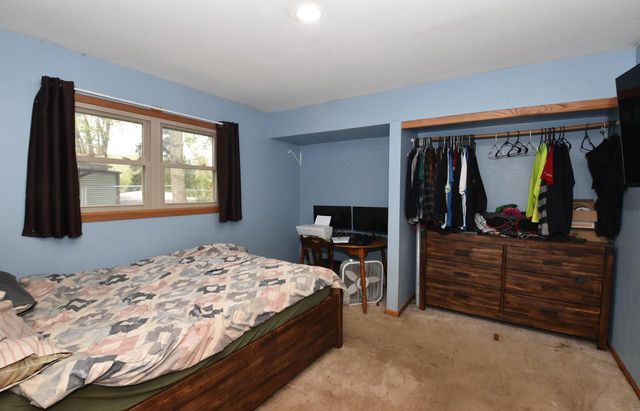 1721 Stoddard CIRCLE, Mount Pleasant, WI 53406