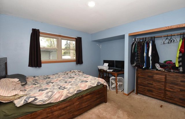1721 Stoddard CIRCLE, Mount Pleasant, WI 53406