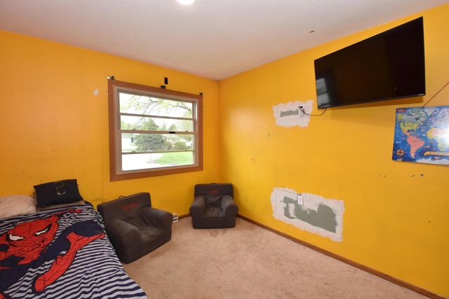 1721 Stoddard CIRCLE, Mount Pleasant, WI 53406