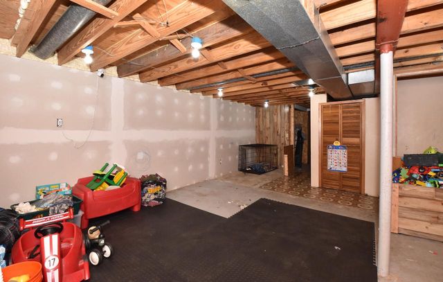 1721 Stoddard CIRCLE, Mount Pleasant, WI 53406