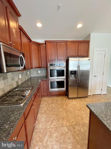 43691 YULAN ST, California, MD 20619