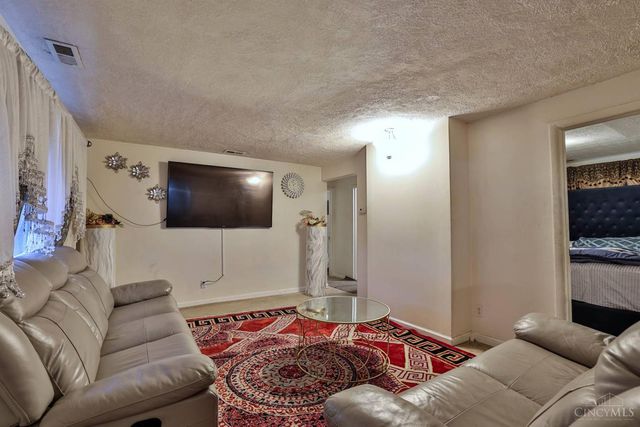 4104 Trevor Avenue, Cheviot, OH 45211