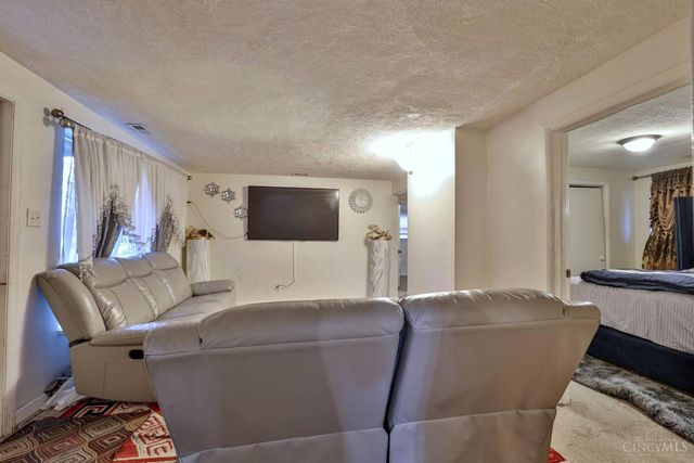 4104 Trevor Avenue, Cheviot, OH 45211