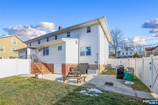 12 Maple Avenue A, Waldwick, NJ 07463