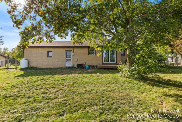 26131 M 40, Almena Twp, MI 49055