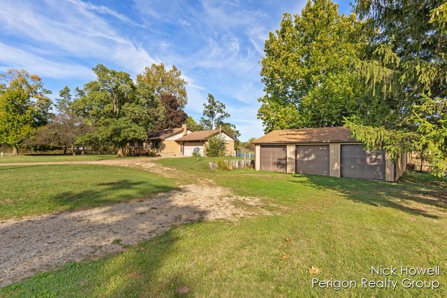 26131 M 40, Almena Twp, MI 49055