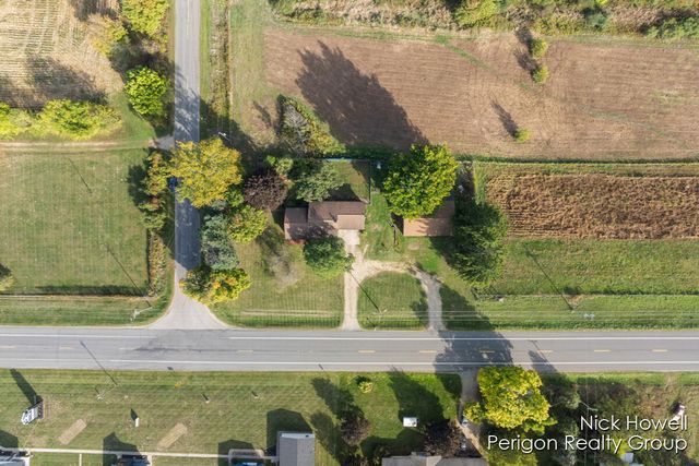 26131 M 40, Almena Twp, MI 49055