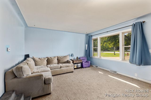 26131 M 40, Almena Twp, MI 49055