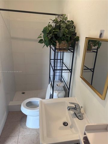 2870 NW 19th St, Fort Lauderdale, FL 33311