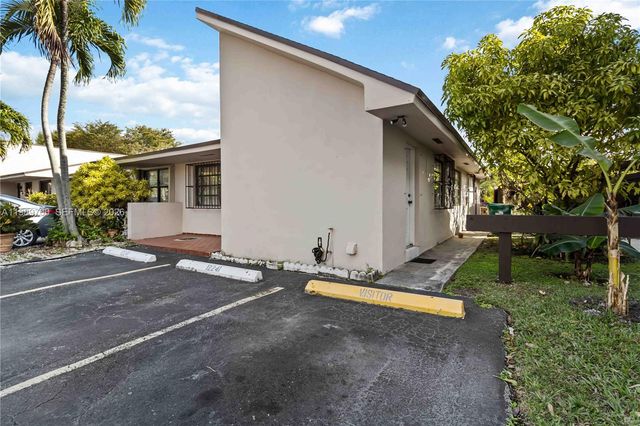 12241 SW 24th Ter 39, Miami, FL 33175