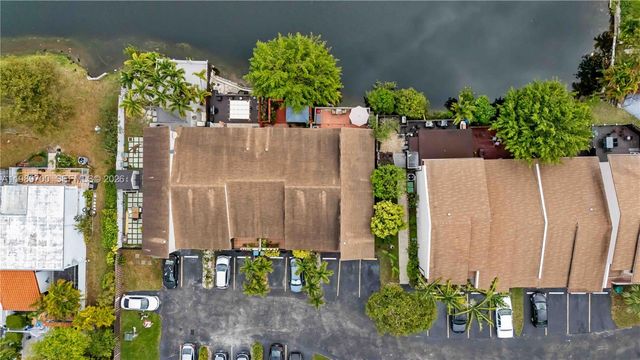 12241 SW 24th Ter 39, Miami, FL 33175