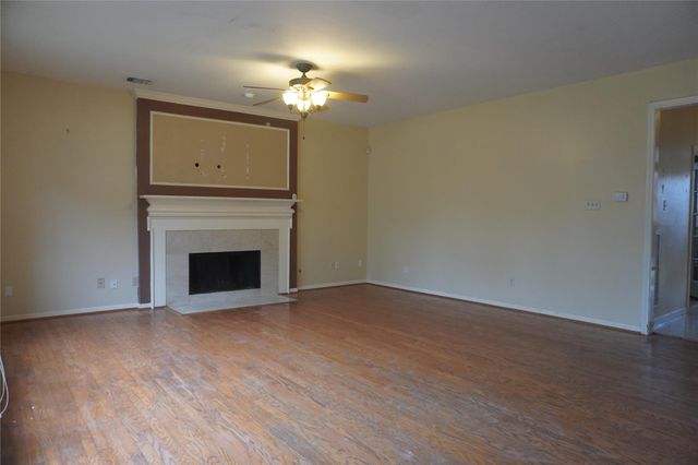 14423 Redbud Valley Trail, Houston, TX 77062