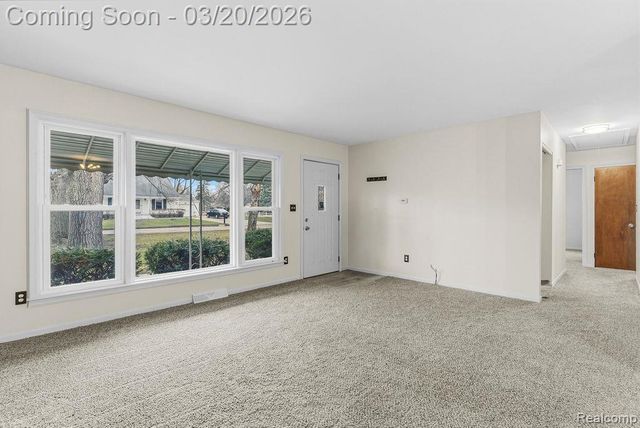 3485 Hammerberg Road, Flint, MI 48507