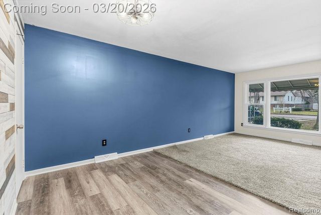 3485 Hammerberg Road, Flint, MI 48507