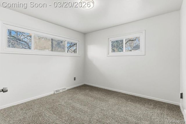 3485 Hammerberg Road, Flint, MI 48507