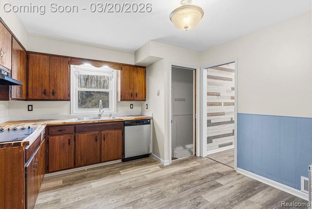 3485 Hammerberg Road, Flint, MI 48507