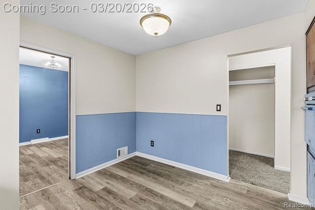 3485 Hammerberg Road, Flint, MI 48507