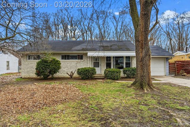 3485 Hammerberg Road, Flint, MI 48507