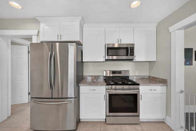 574 E DRIGGS AVE, Salt Lake City, UT 84106