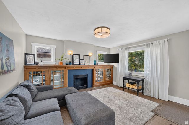 574 E DRIGGS AVE, Salt Lake City, UT 84106